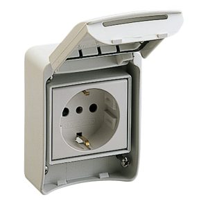 Utičnica PratiKa, 16 A, 2P + PE, 200... 250 V AC, IP65